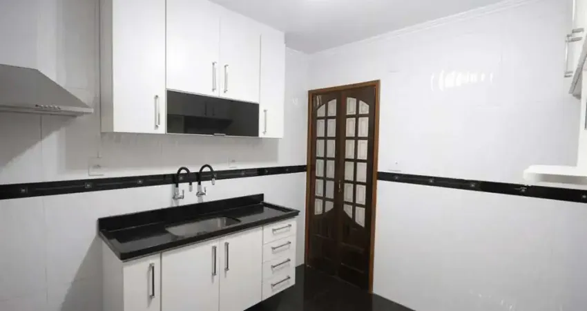 Sobrado próximo ao metrô 2 dor, sala, coz, banh, 1 vaga ( IA-VEN-235)