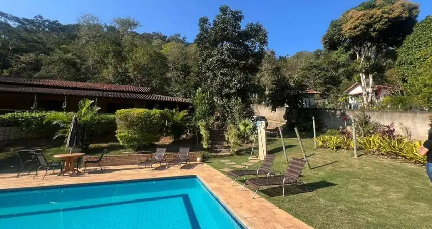 Casa à venda no Centro, Paty do Alferes