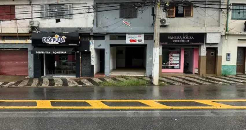 OPORTUNIDADE ALUGA-SE CASA COM GALPÃO NO CENTRO DE Bragança Paulista
