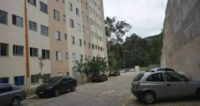 Apartamento bem localizado com 2 Dormitórios, sala, cozinha, 1 banheiro, playground, salão de festas , churrasqueira, elevador e 1 vaga !! agende sua