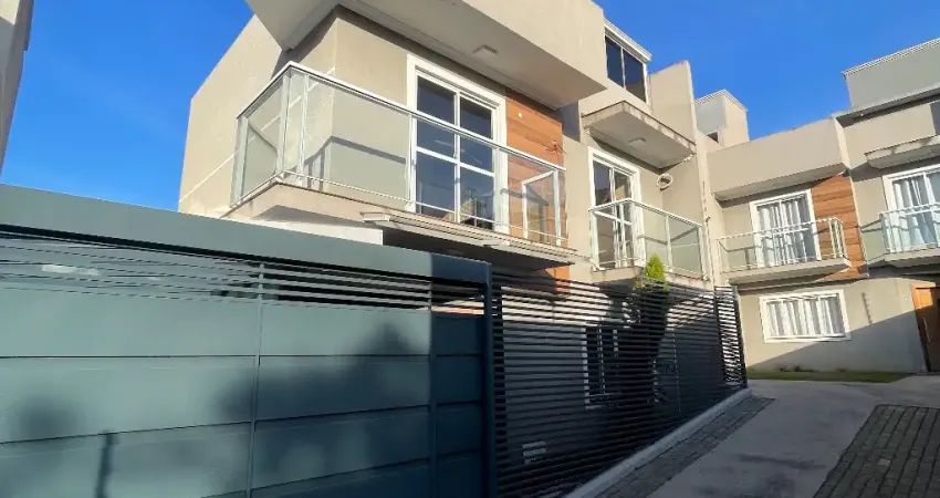 Casa em condomínio fechado com 3 quartos à venda na Rua Evaristo da Veiga, 2701, Boqueirão, Curitiba