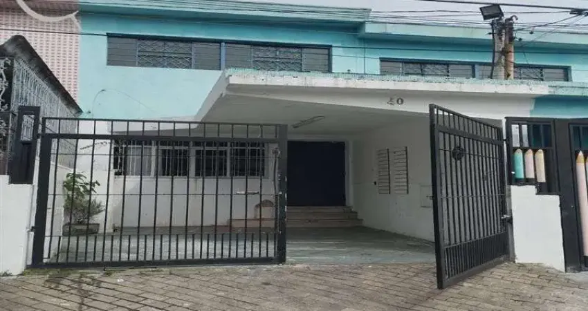 Imperdível oportunidade de casa para venda ou locação em São Paulo-SP, bairro Cidade São Mateus: 2 quartos, 1 sala, 3 banheiros, 1 vaga de garagem, 175,00 m² de área.