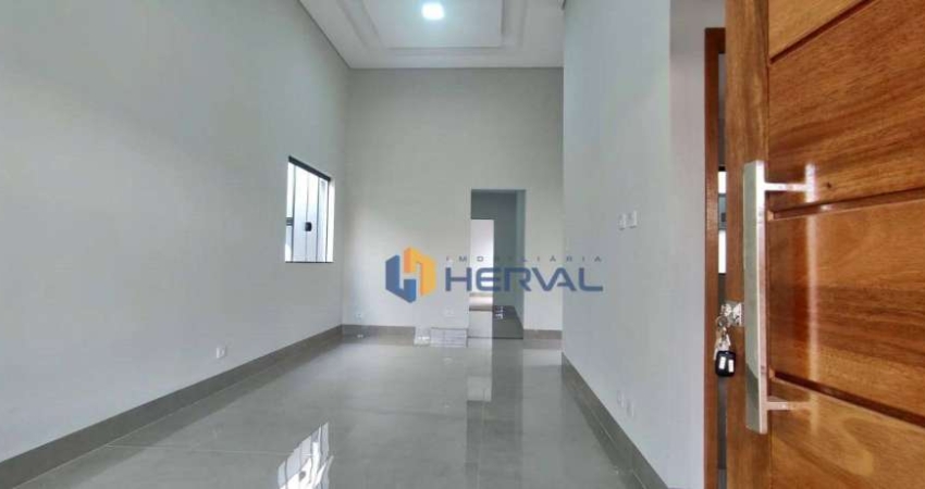 Casa com 3 dormitórios à venda, 140 m² por R$ 890.000,00 - Bom Jardim - Maringá/PR