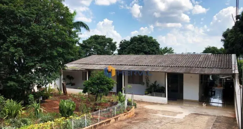 Terreno à venda por R$ 2.400.000 - Jardim Laodiceia - Maringá/PR