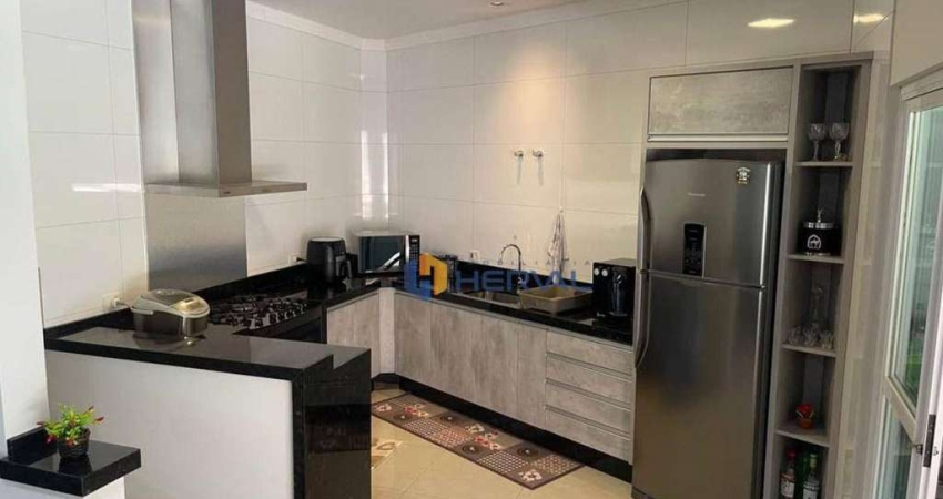 Casa com 3 dormitórios à venda, 208 m² por R$ 750.000,00 - Vila Morangueira - Maringá/PR