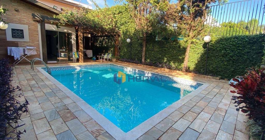 Casa com 4 dormitórios à venda, 220 m² por R$ 1.112.000 - Jardim Iguaçu - Maringá/PR