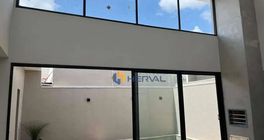 Casa com 3 suítes à venda, 150 m² por R$ 900.000 - Jardim Munique - Maringá/PR