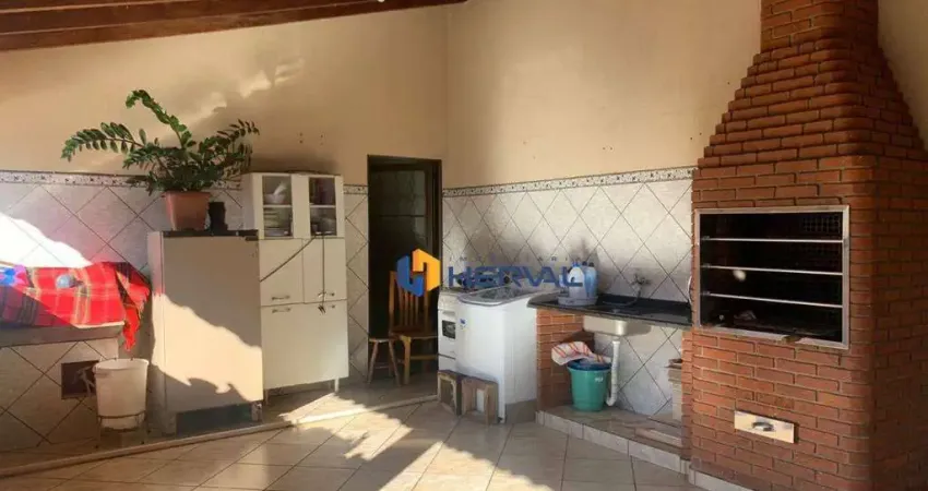 Casa com 3 quartos à venda, 225 m² por R$ 1.050.000 - Jardim Iguaçu - Maringá/PR