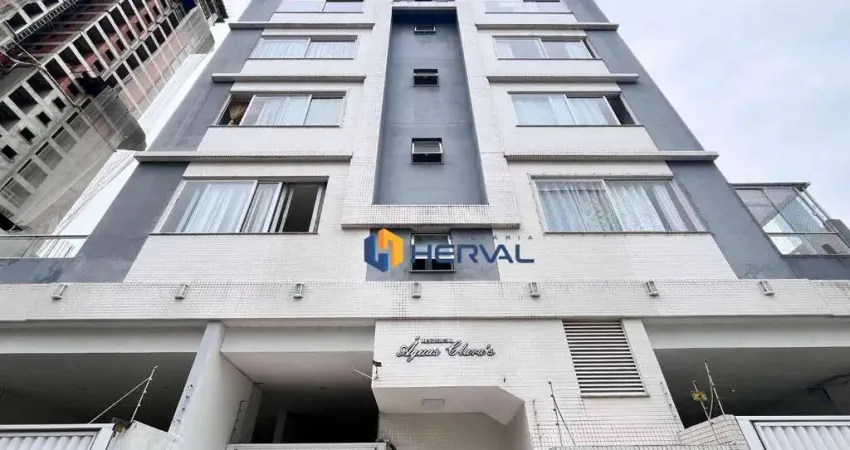 Apartamento com 2 dormitórios à venda, 68 m² por R$ 700.000,00 - Meia Praia - Itapema/SC