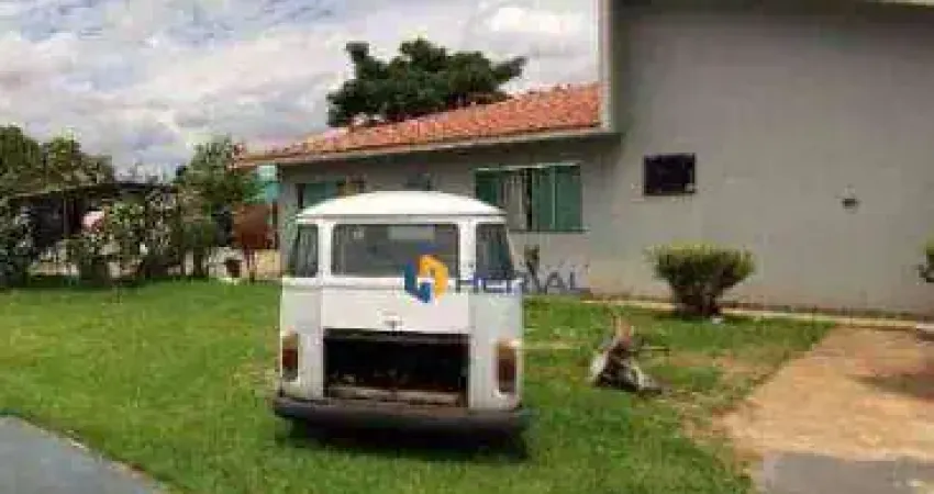 Chácara com 3 quartos, sendo 1 suíte para alugar, 500 m² por R$ 2.400/mês - Loteamento Bela Vista - Maringá/PR