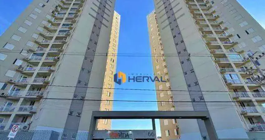 Apartamento com 2 quartos, ambos com ar-condicionado, localizado em Maringá.