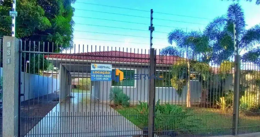 Casa para locação com 3 quartos, sendo 1 suíte no Jardim Alvorada em Maringá.
