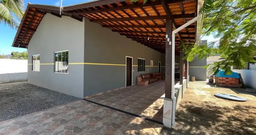 Casa à venda no Itapema do Norte, Itapoá 