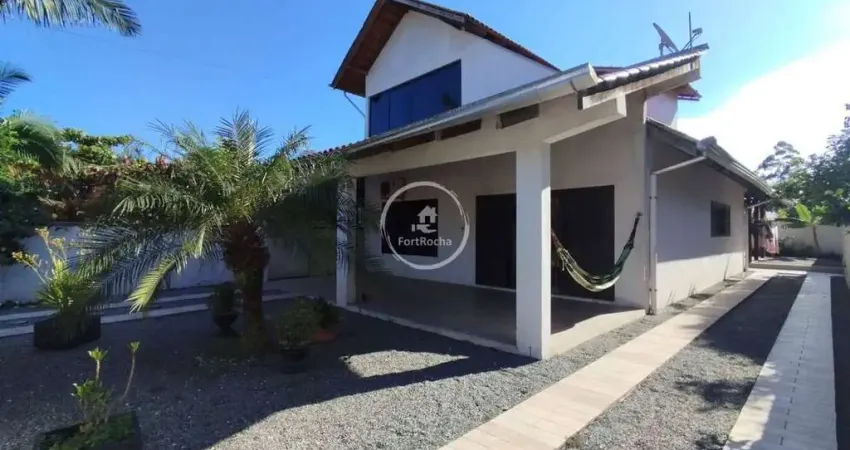 Casa com 3 quartos à venda no Brasília, Itapoá