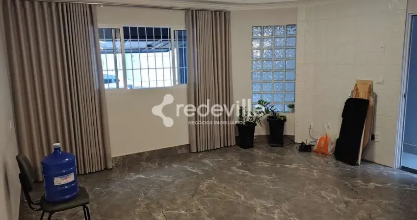 Casa Térrea no Bairro Nova Carioba em Americana SP aceita financiamento