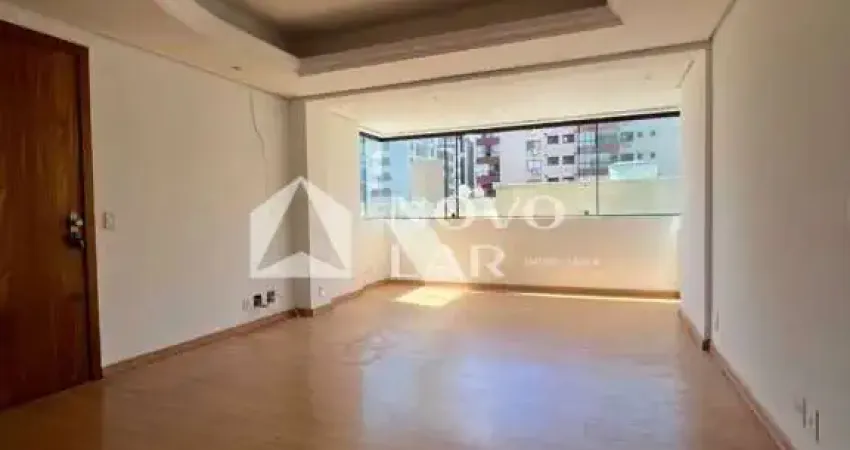 Apartamento com 3 quartos à venda na Rua Eça de Queiroz, 819, Petrópolis, Porto Alegre