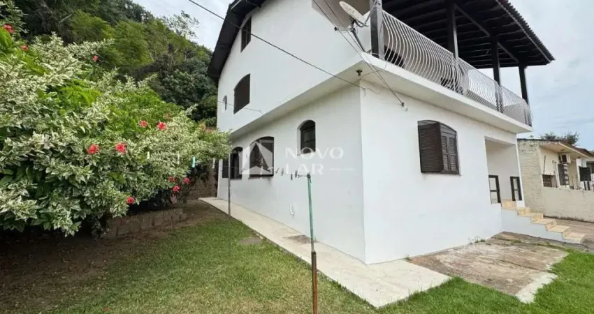 Casa com 5 quartos à venda na Rua Doutor Breno Dias de Castro, 77, Partenon, Porto Alegre