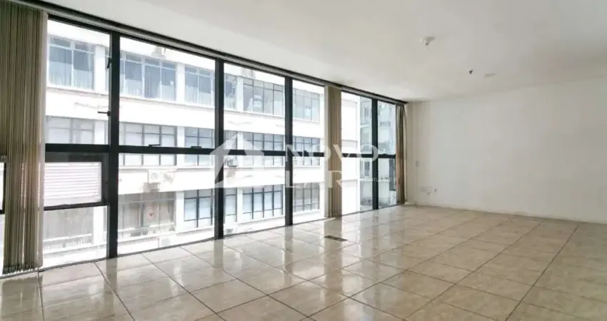 Sala comercial à venda na Rua Vigário José Inácio, 540, Centro Histórico, Porto Alegre