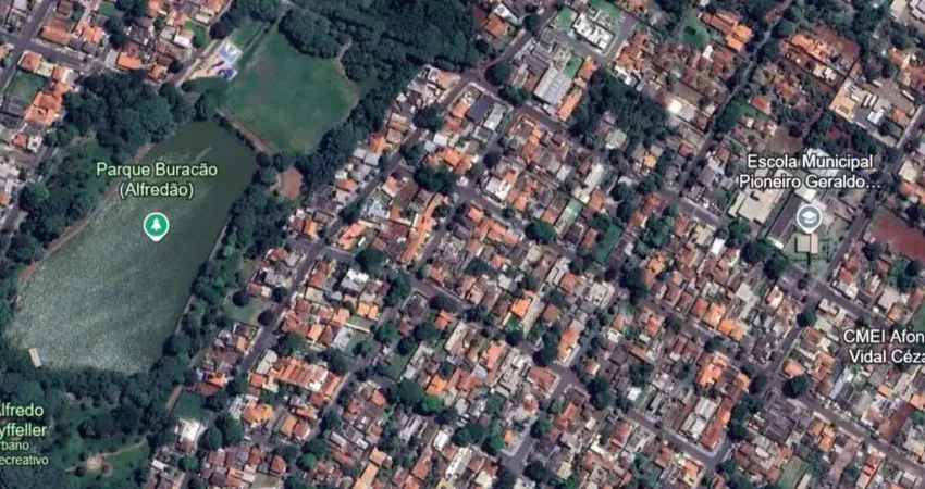 Terreno à venda na Vila Morangueira, Maringá