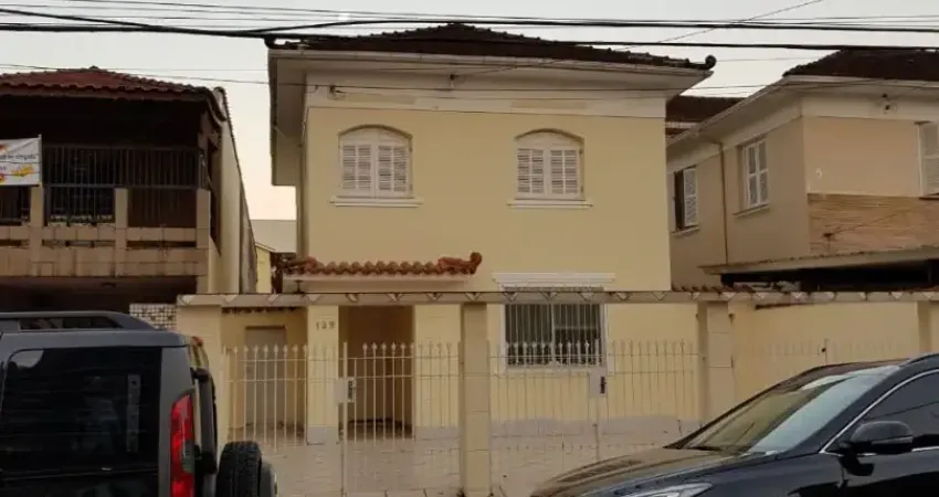 Sobrado Espaçoso no Melhor do Campo Grande – Ideal para Família!