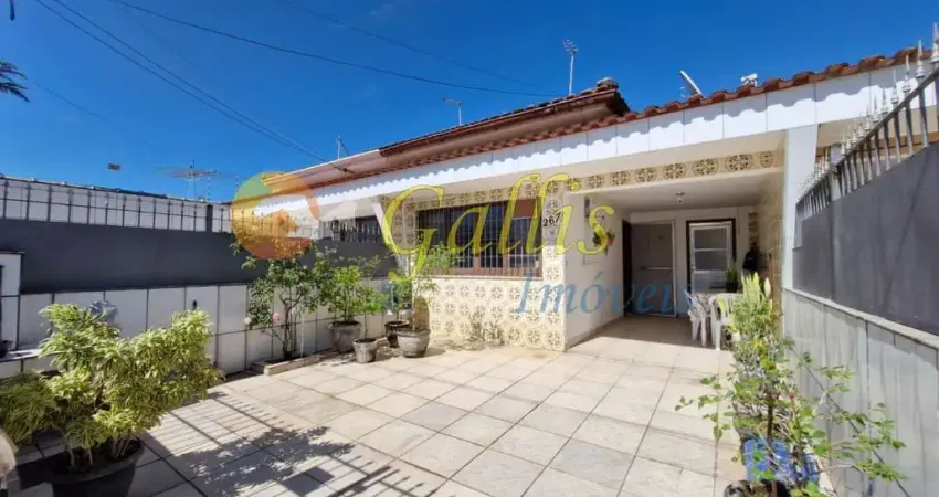 Casa para Venda em Praia Grande, Jardim Real, 2 dormitórios, 1 banheiro, 2 vagas