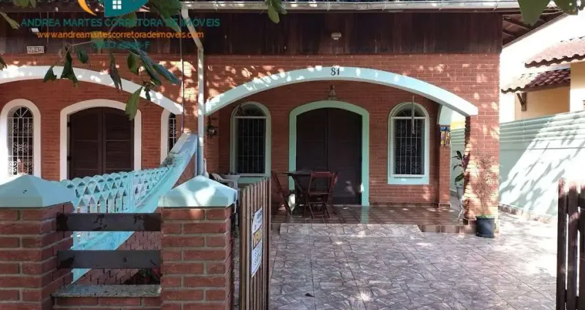 Casa à venda no Recanto Verde Mar no Massaguaçu em Caraguatatuba