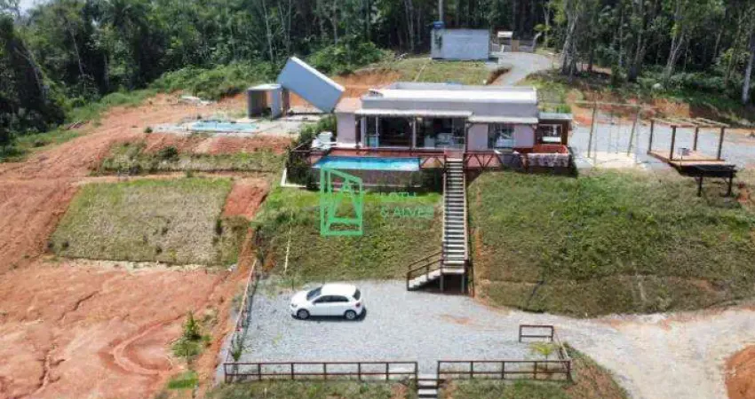 Espaçosa Chácara com Piscina, Hidromassagem e Quadra de Areia, SANTA CRUZ, SAO JOAO DO ITAPERIU - SC