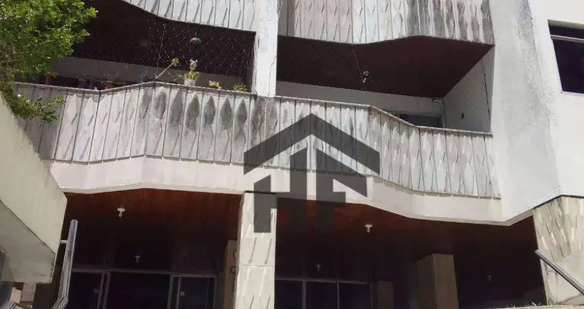 Apartamento na cobertura de 267m² à venda, com 4 quartos (3 suítes), localizado em Boa Viagem, Recife - Pernambuco.