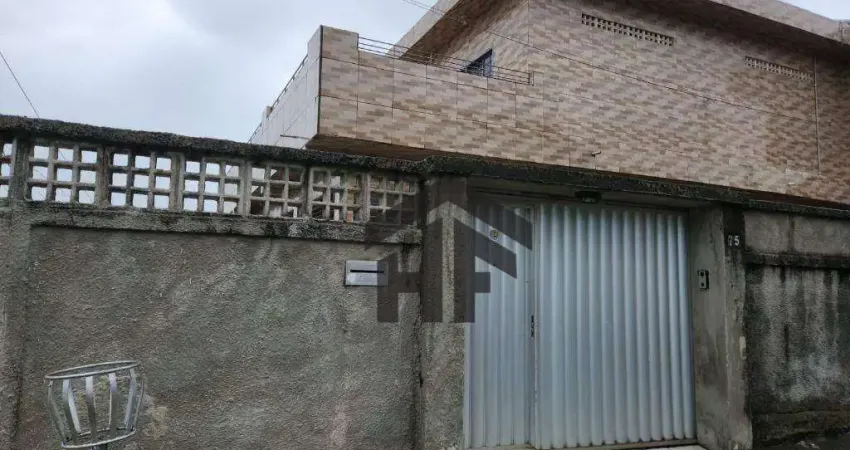 Casa de 252m² à venda, com 5 quartos e 1º andar, localizada, no Ibura, Recife - Pernambuco.