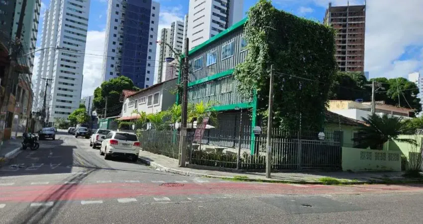 Sala Comercial de 60m² para alugar no 2º andar, localizada na Torre, Recife - Pernambuco.