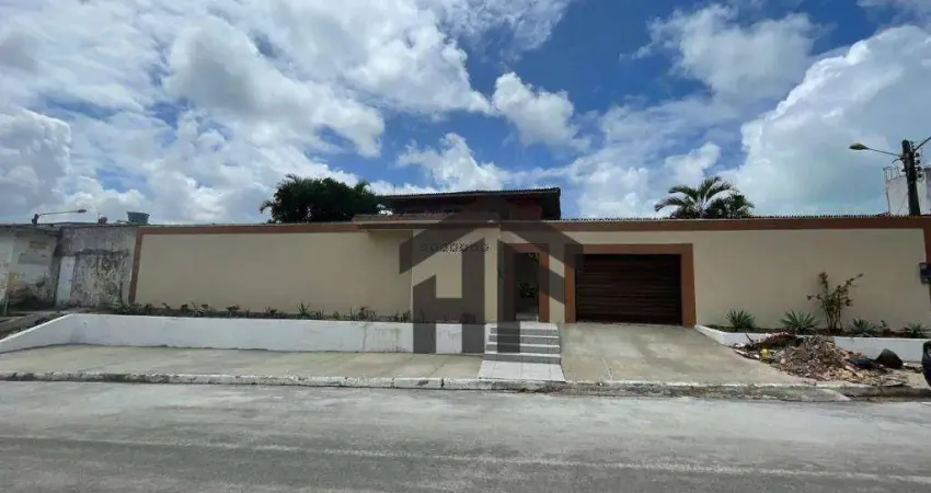 Casa Comercial ou Residencial de 450m² para alugar, localizada em Piedade, localizada em Piedade, Jaboatão dos Guararapes - Pernambuco.