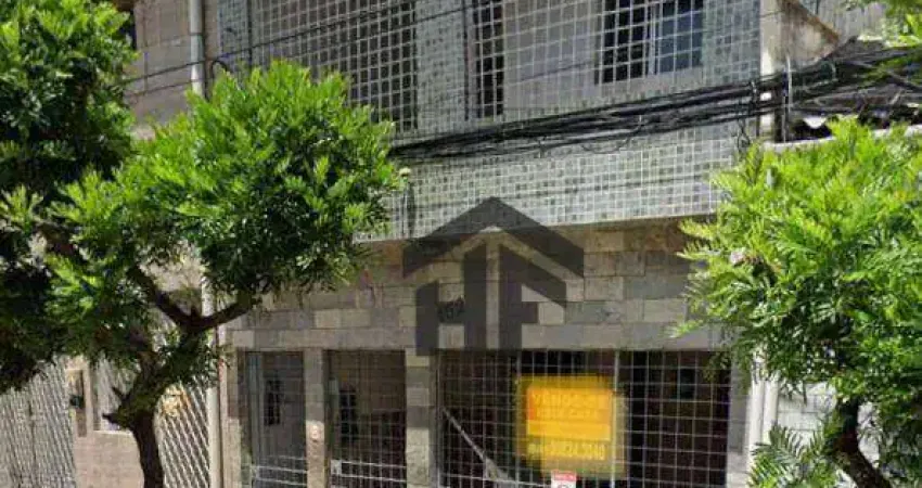 Casa de 150m² à venda, com 5 quartos, localizada em Casa Amarela, Recife - Pernambuco.