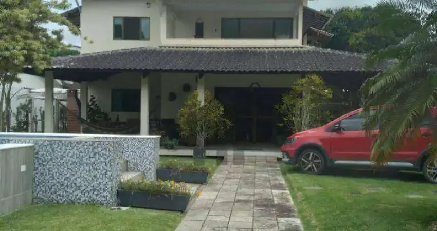 Casa Duplex de 340m² à venda, com 6 quartos, localizada em Aldeia, Camaragibe - Pernambuco.