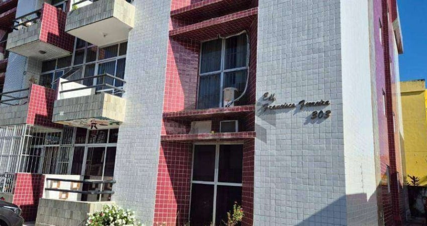 Apartamento de 78m² à venda, com 3 quartos (1 suíte), localizado em Boa Viagem, Recife - Pernambuco.