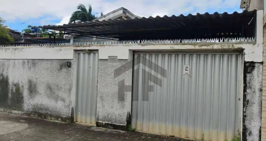 Casa de 250m² à venda, com 6 quartos, localizada em Afogados, Recife -Pernambuco.