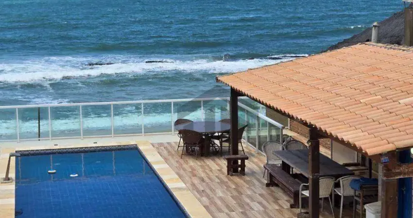 Casa à beira mar, 300m², à venda com 5 quartos (2 suítes), localizada em enseada dos corais, cabo de santo agostinho - pernambuco.