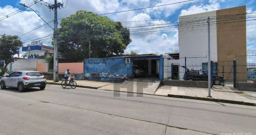 Casa Residencial ou Comercial de 210m² à venda, com 4 quartos, localizado no Alto do Mandú, Recife - Pernambuco.
