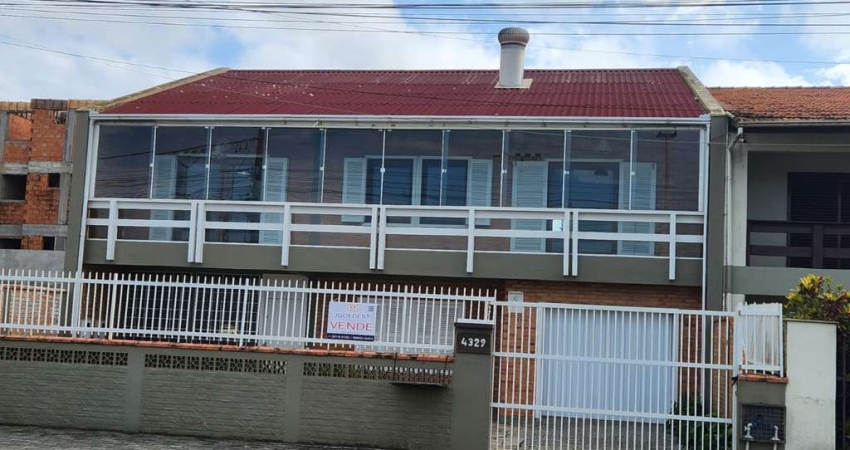 Casa com 4 quartos à venda na Avenida Prefeito Cirino Adolfo Cabral, 4329, Meia Praia, Navegantes