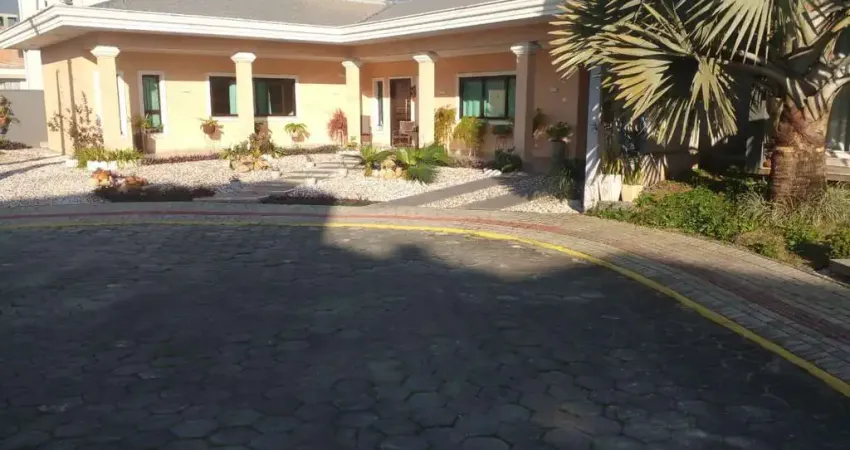 Casa em condomínio fechado com 3 quartos à venda na Avenida Vereador Domingos Fonseca, 62, Praia do Estaleiro, Balneário Camboriú