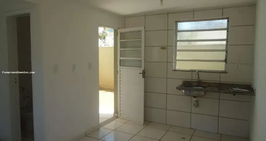 Casa em Condomínio para Venda em Iracemápolis, Condomínio Villaggio Mielli, 2 dormitórios, 1 banheiro, 1 vaga