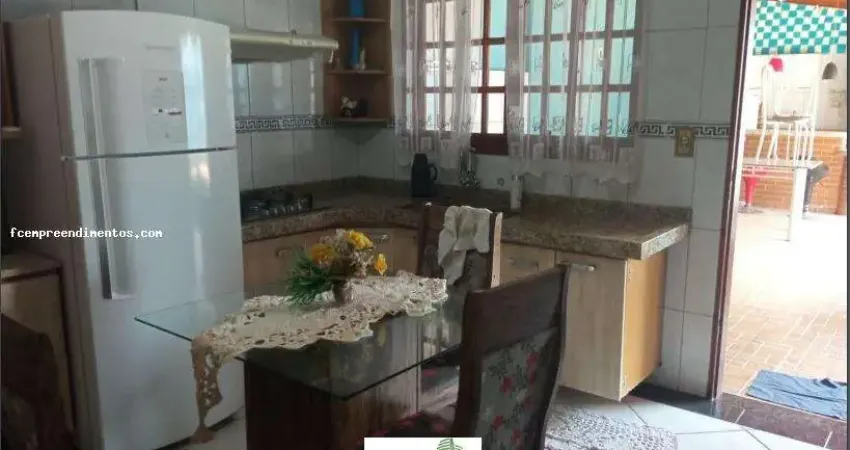 Casa para Venda em Limeira, Parque Residencial Aeroporto, 2 dormitórios, 1 suíte, 1 banheiro, 3 vagas