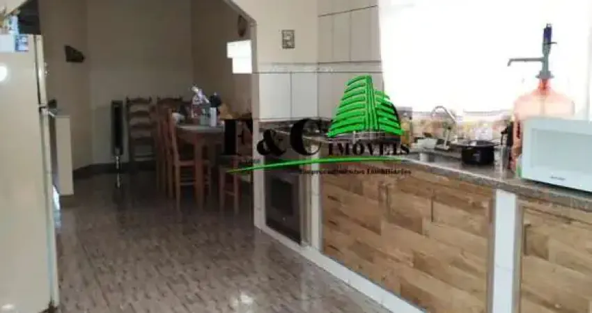 Casa para Venda em Araras, Jardim Tarumã, 3 dormitórios, 1 suíte, 1 banheiro, 4 vagas