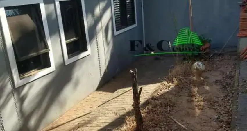 Casa para Venda em Limeira, JARDIM SANTA CATARINA, 2 dormitórios, 2 banheiros, 2 vagas
