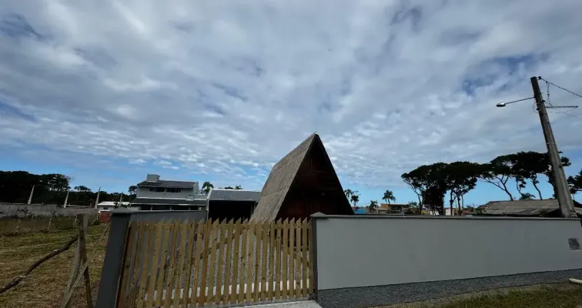 Casa com 4 quartos à venda na Praia do Ervino, São Francisco do Sul 