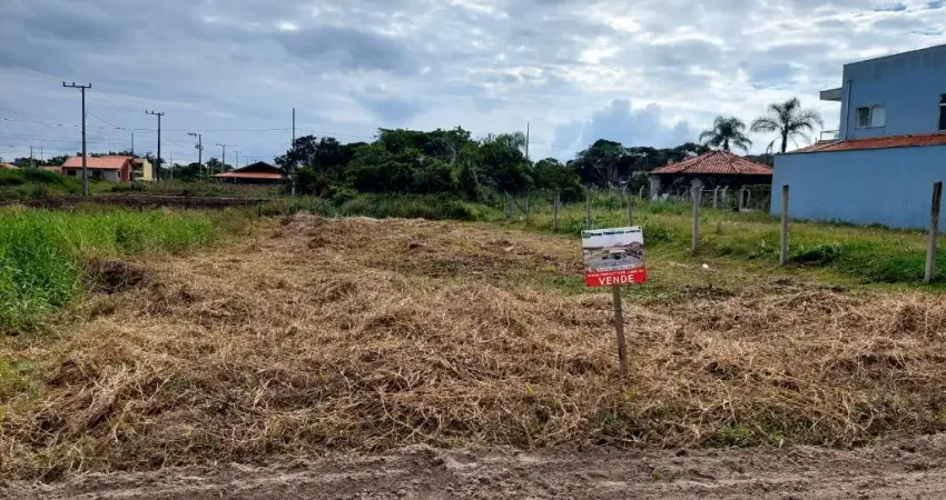 Terreno à venda na Rua Maranhão, 01, Praia do Ervino, São Francisco do Sul