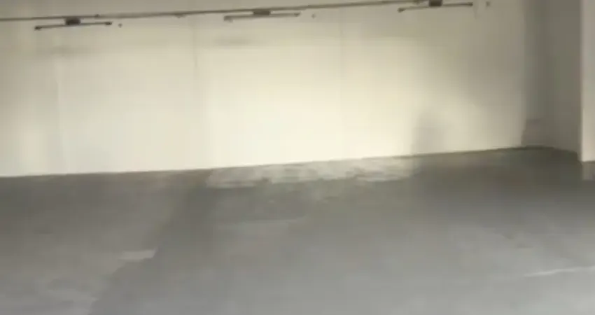 Aluga-se galpão com 190,00 m2 , localizado na rua dona francisca nº 2176 ( anexo a farmacia ultra popular).