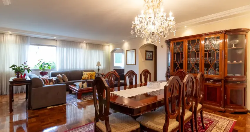 Apartamento para venda em Santo Amaro, com 4 quartos, sendo 1 suíte , 155m², 1 vaga de garagem.