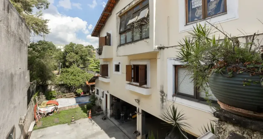 Casa para venda em Chácara Monte Alegre com 4 quartos, sendo 1 suíte , 529m²
