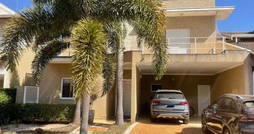 Casa de condomínio sobrado para venda tem 255 metros quadrados com 4 quartos