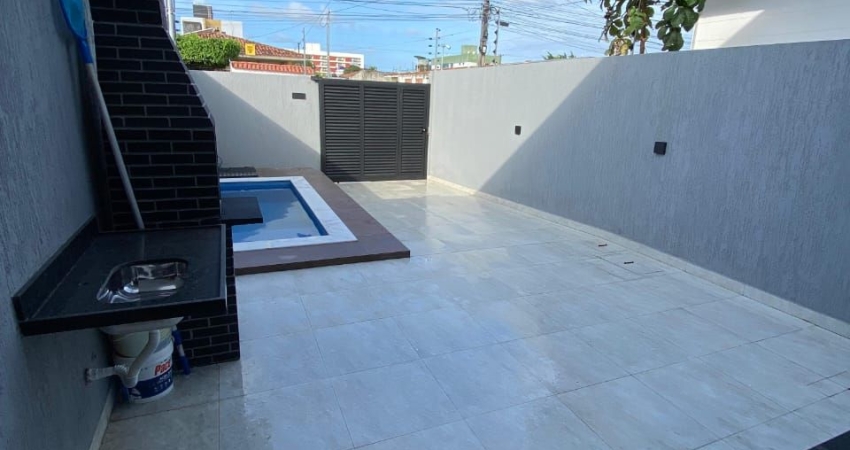 Excelente casa com piscina no bairro do Cristo